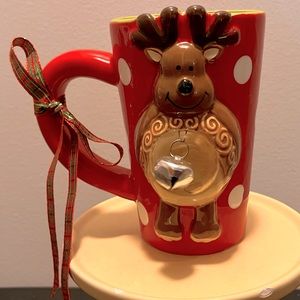 Pier One Reindeer Holiday Mug with Jingle Bell. NWOT. Large.
